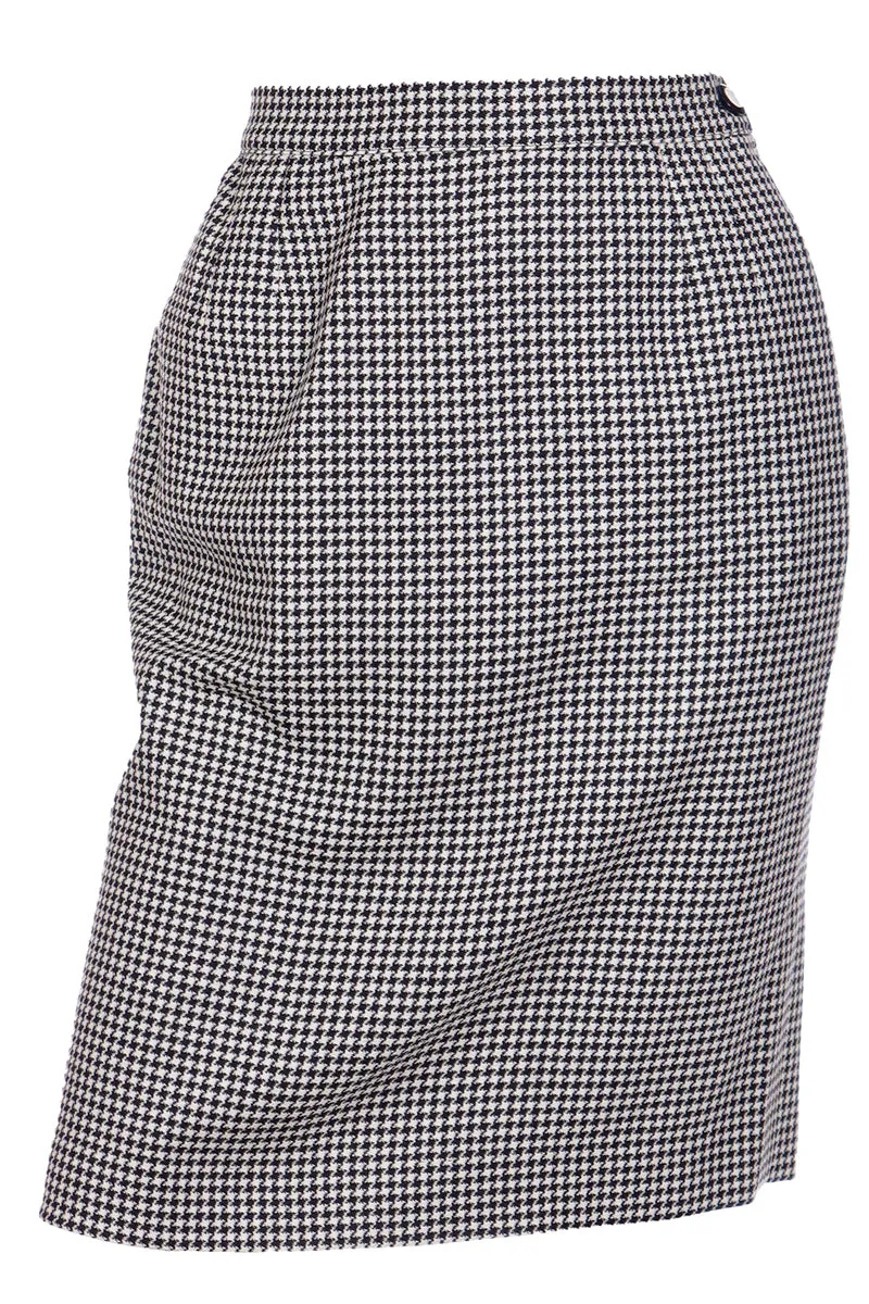 1980s Vintage Valentino Black & White Houndstooth Slim Skirt