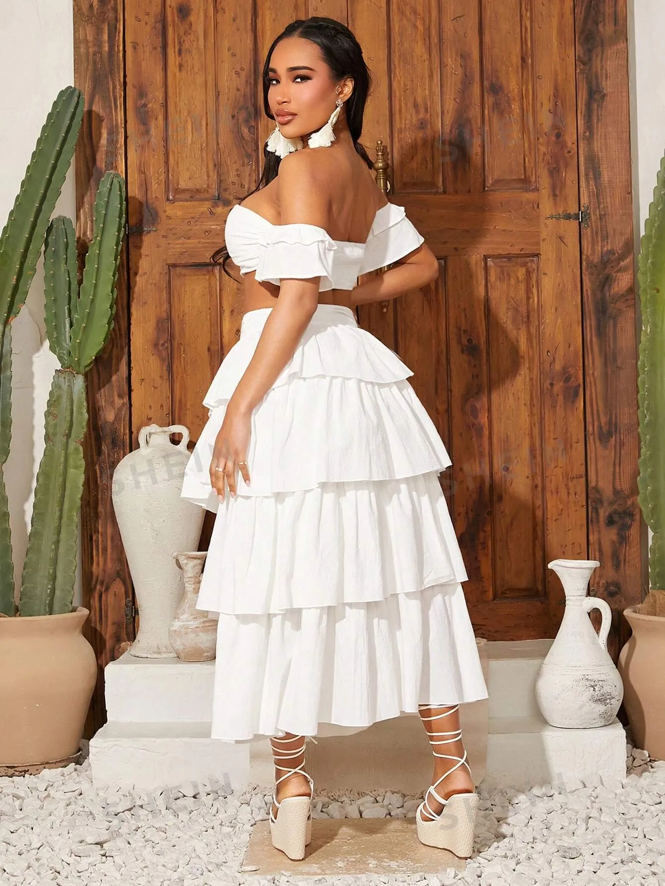 2pcs Sexy Summer Holiday Outfit With Layered Ruffled Skirt And Cropped Top With Pleated Ruffle Hem