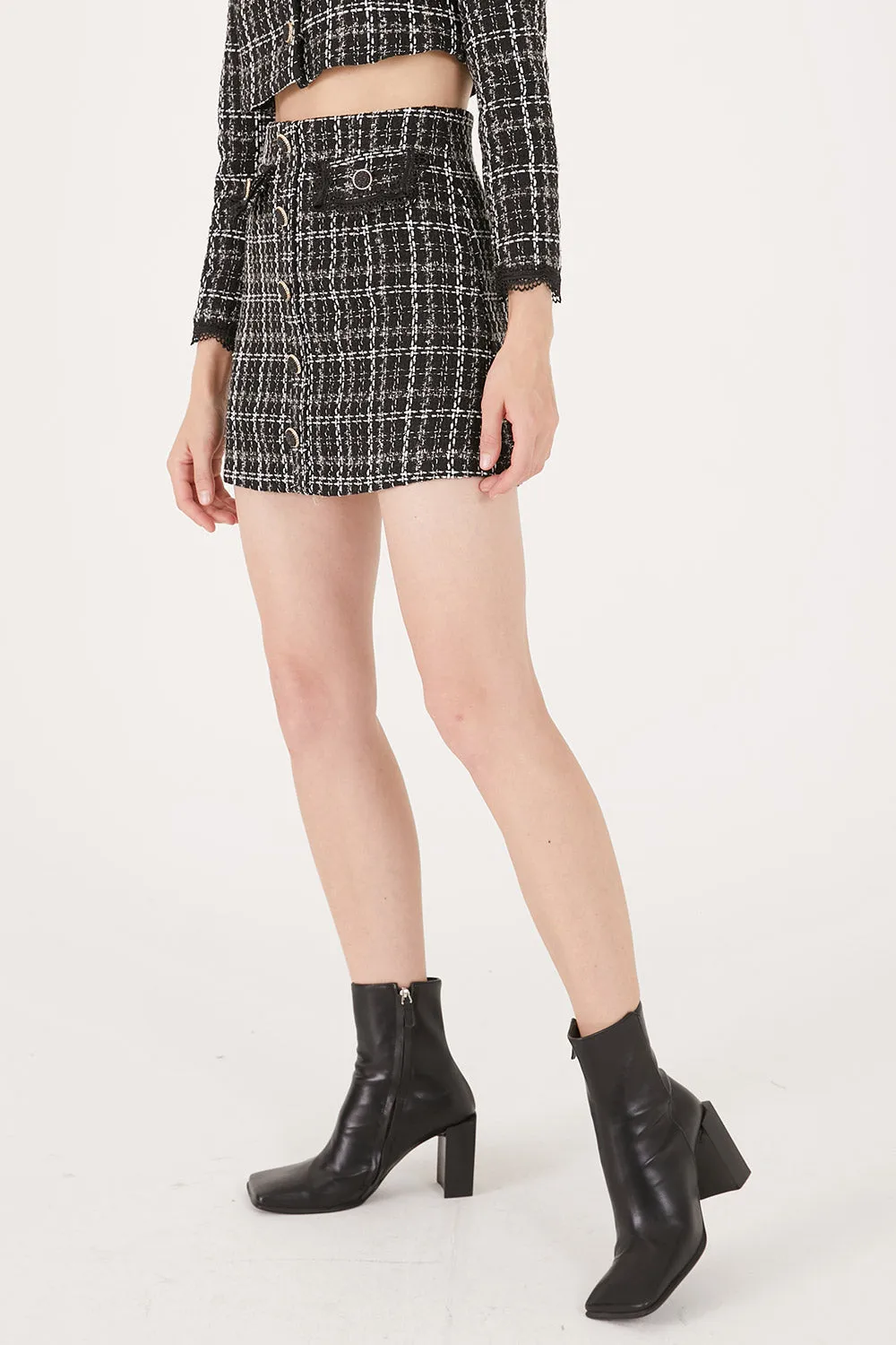 Ayla Tweed Skort w/Lace Inset