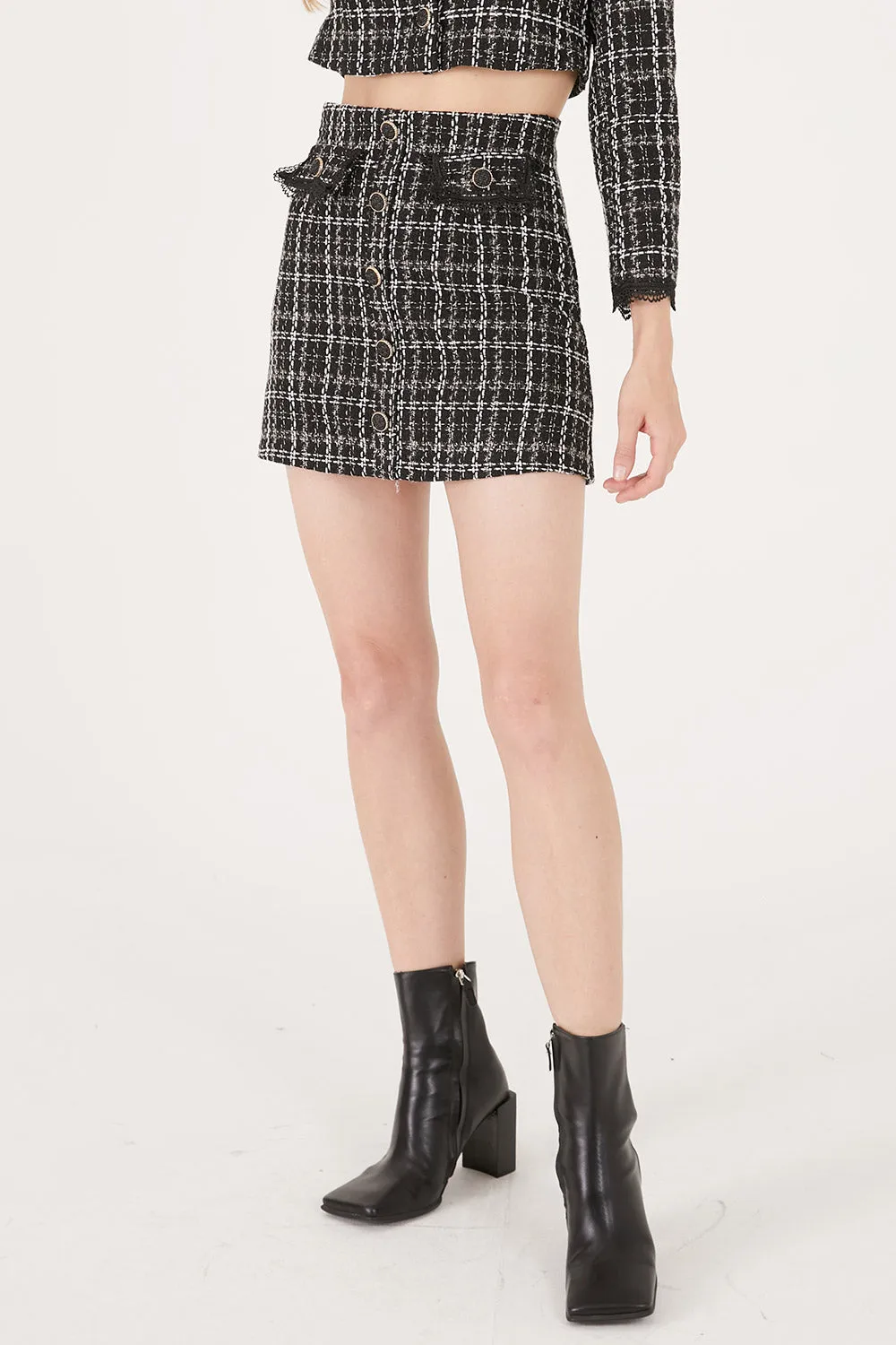 Ayla Tweed Skort w/Lace Inset