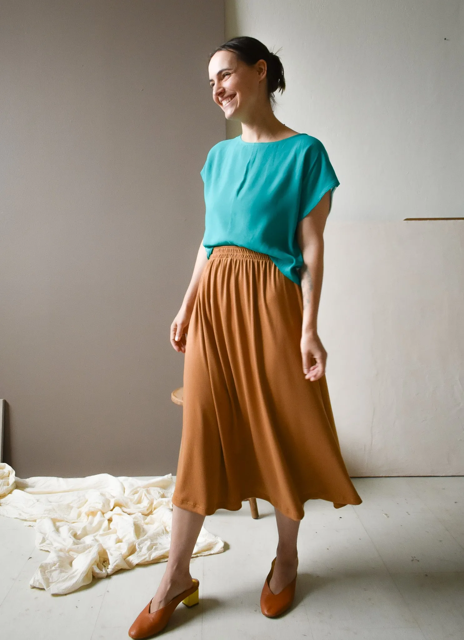 Eva Midi Skirt in Camel Rib